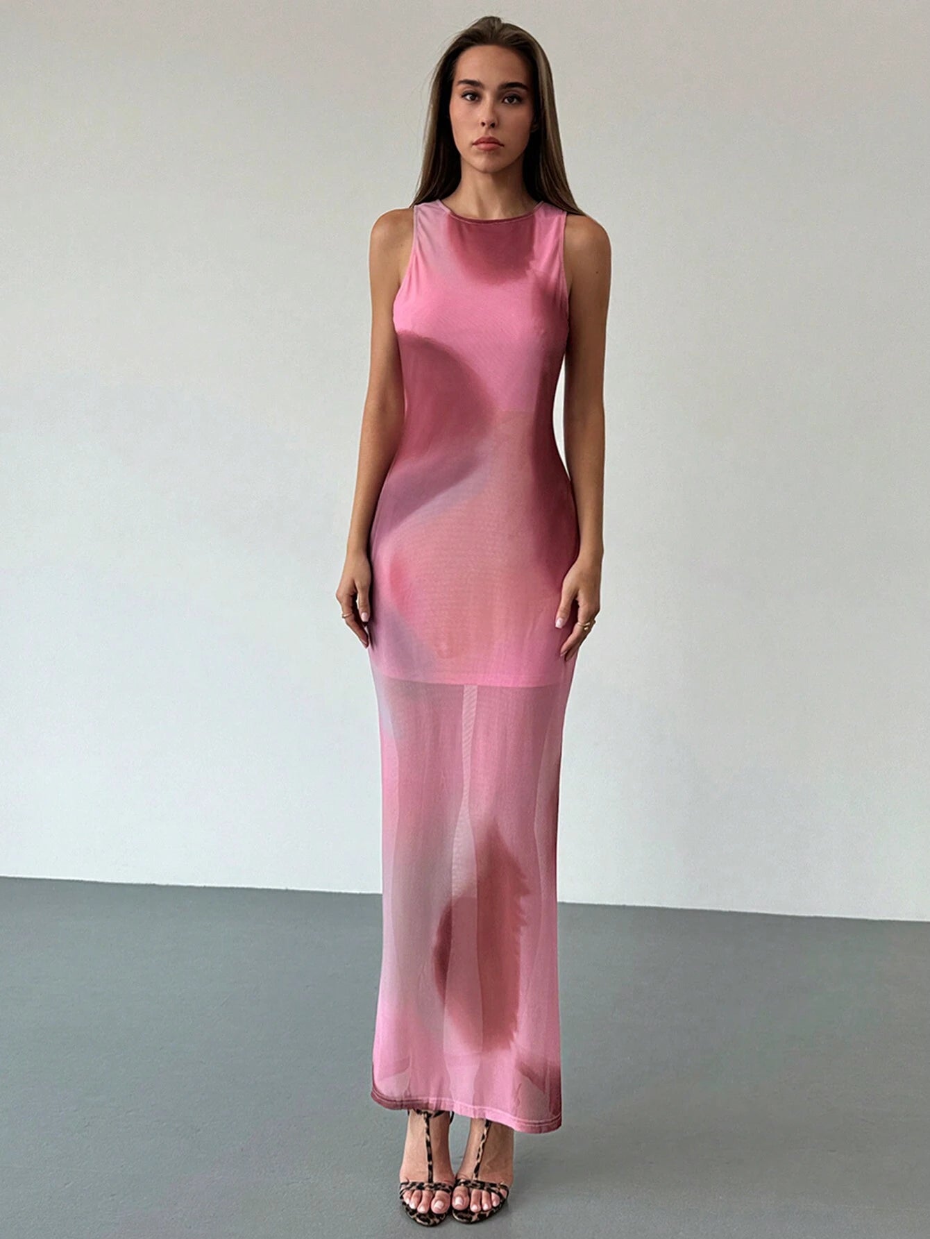 Aloruh – Robe longue fourreau à imprimé dégradé rose