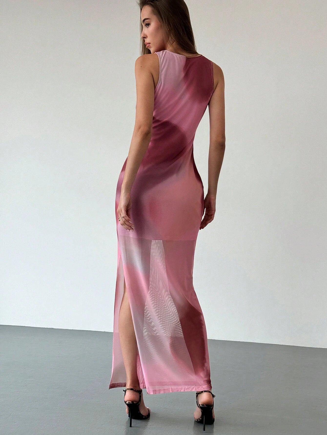 Aloruh – Robe longue fourreau à imprimé dégradé rose