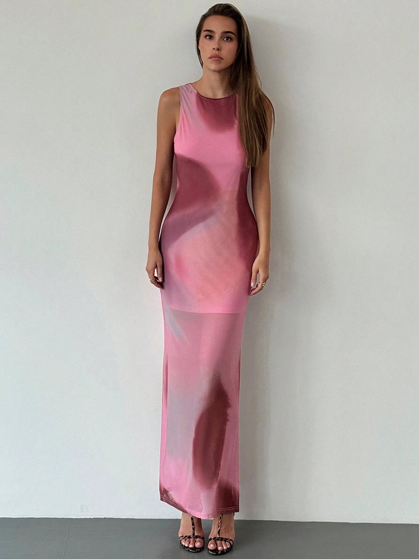 Aloruh – Robe longue fourreau à imprimé dégradé rose