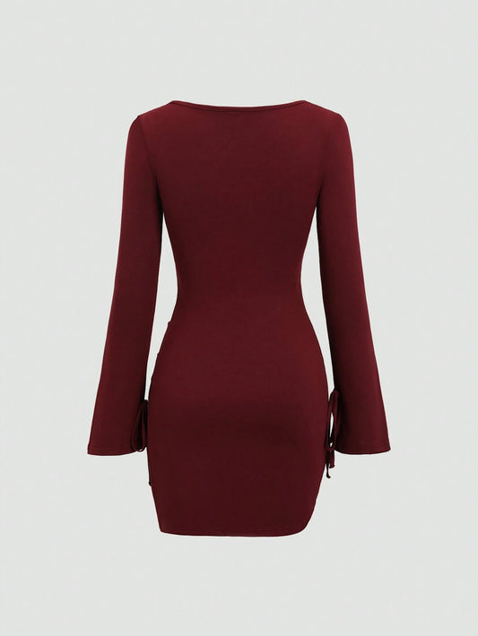 Sweetra – Robe Longue Bordeaux Y2K