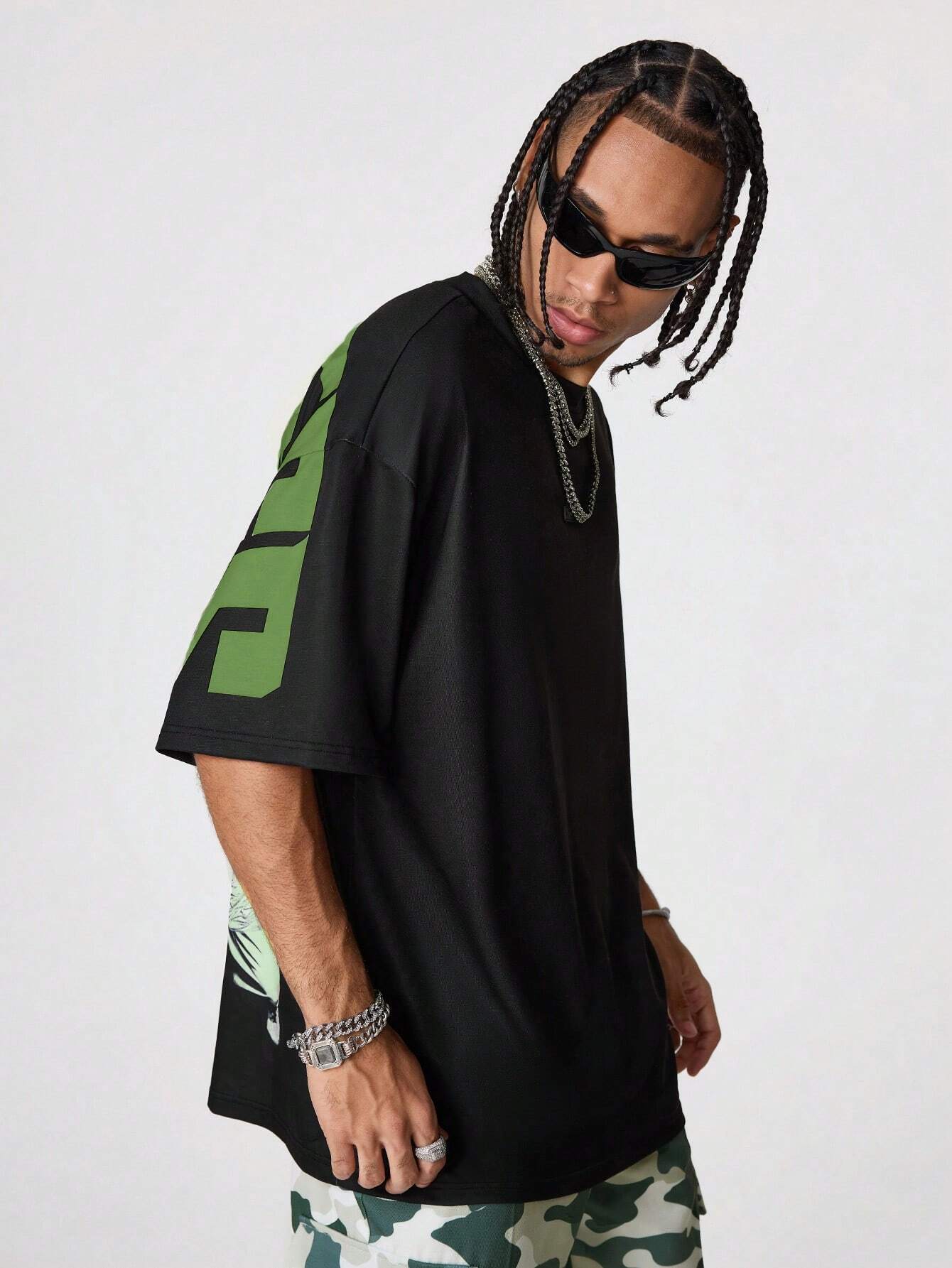 Manfinity RebelGame – T-shirt Oversize Vert à Imprimé Numérique