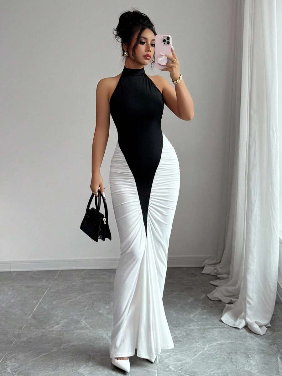 Elenzga – Robe midi ajustée à col ras-du-cou et bas évasé
