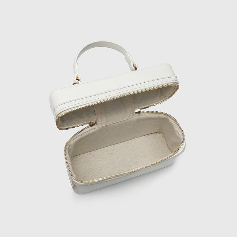 ZARA – Sac à bandoulière rigide avec design moderne et polyvalent