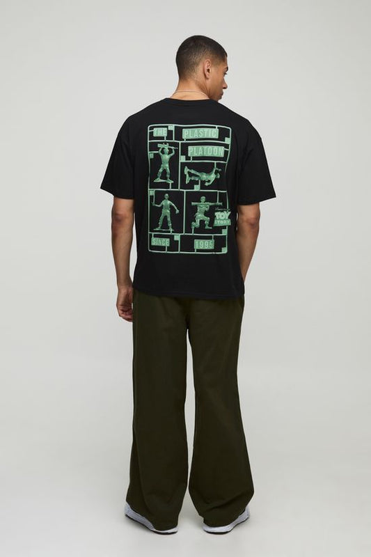 BoohooMAN - T-shirt noir oversize sous licence Disney Toy Story Soldiers