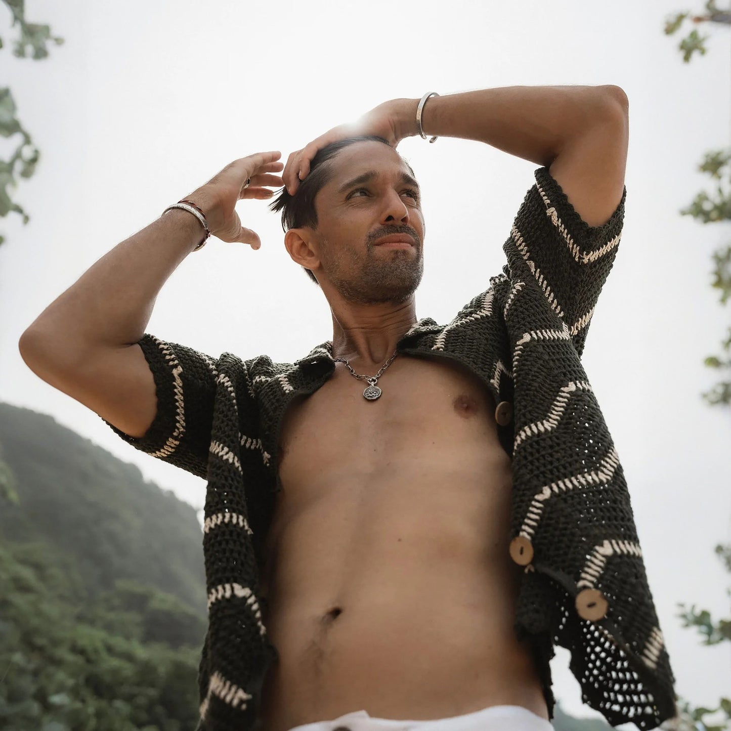 ATYWS CoupleStyle – Ensemble de plage en tricot avec rayures et protection solaire