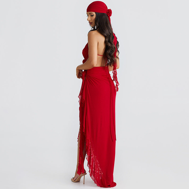 ATYWS – Robe à décolleté V avec fente haute et détails en dentelle