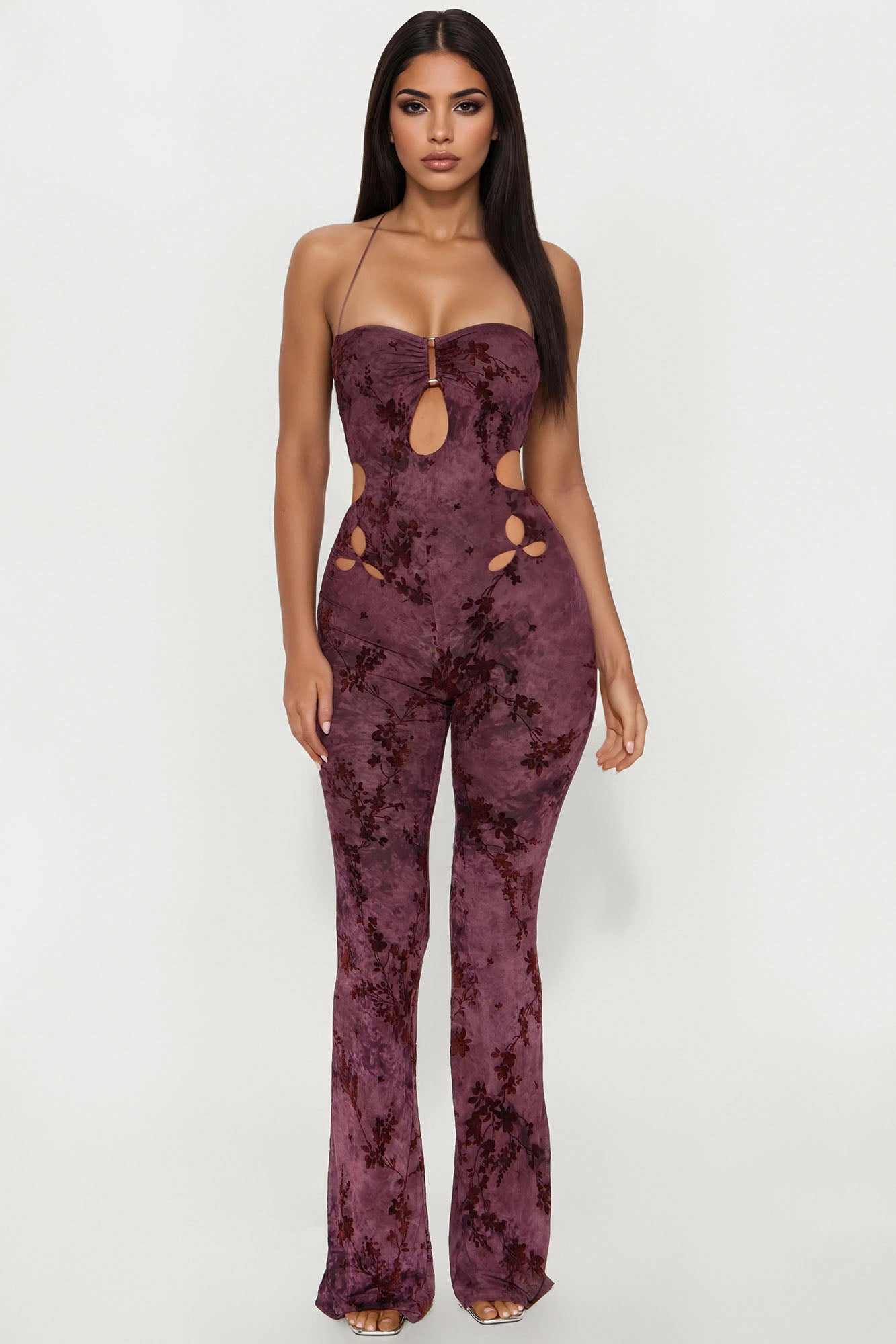 Fashion Nova – Combinaison halter en mesh à dos nu et coupe ajustée