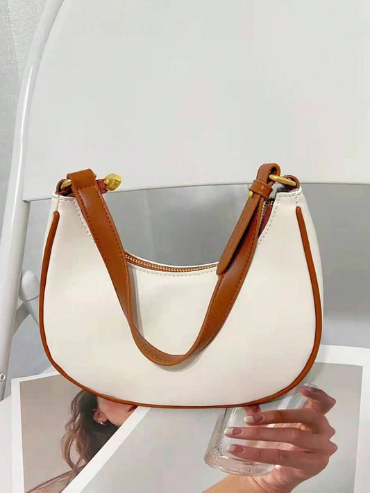Sac à bandoulière en cuir avec grande capacité et design épuré