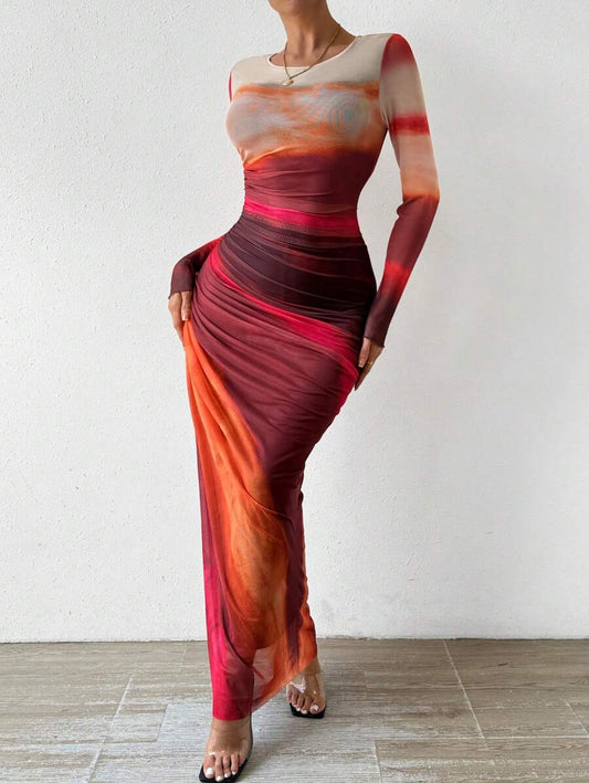 Allurite - Robe plissée maxi en matière fluide avec design dégradé