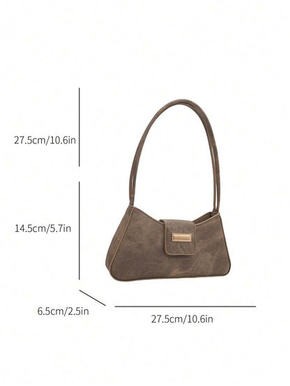 Sac à bandoulière en métal avec fermeture éclair et design épuré