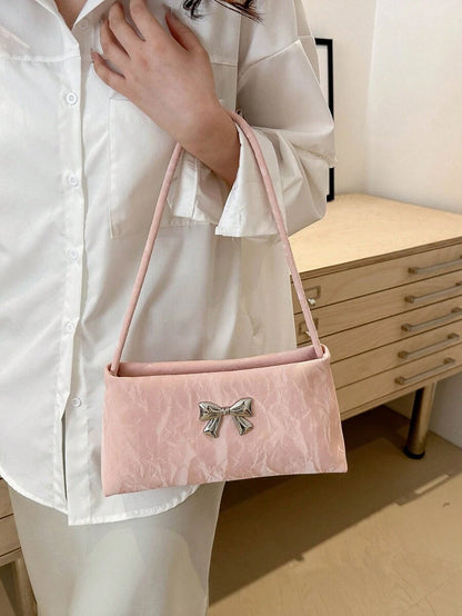 Sac sous le bras – Forme carrée, nœud décoratif, anse courte