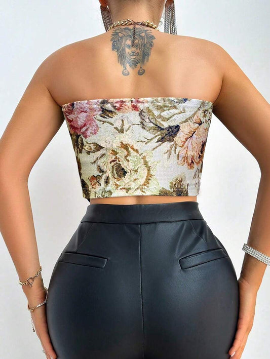 Allurite – Camisole asymétrique en tissu léger avec ourlet imprimé fleuri
