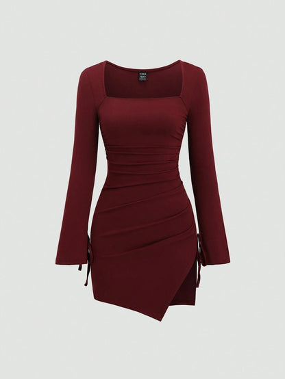 Sweetra – Robe Longue Bordeaux Y2K