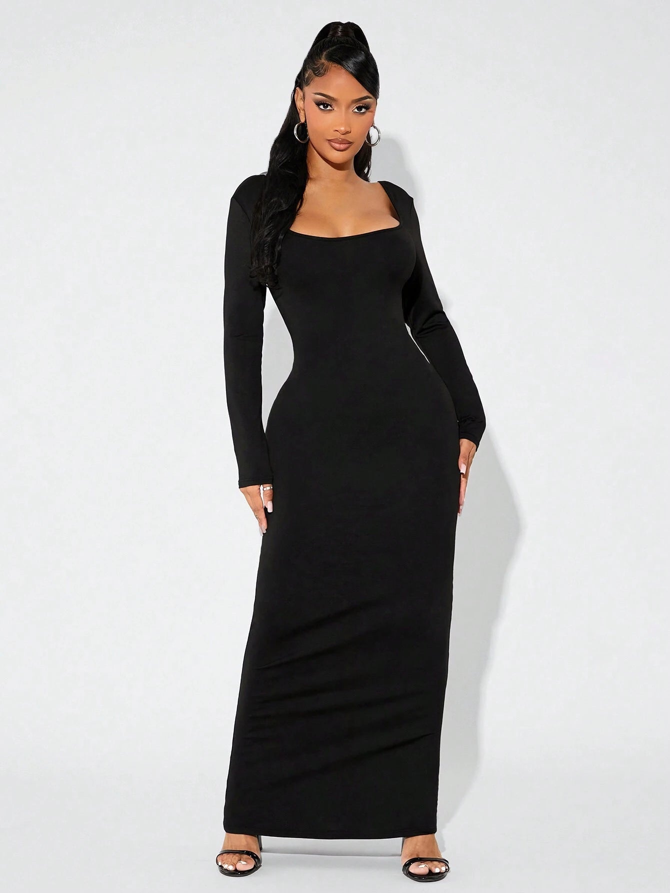 SHEIN SXY – Robe Noire Dos Nu avec Nœud et Manches Longues