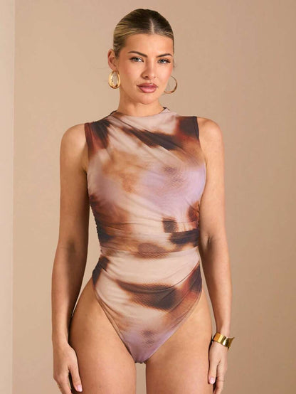 SHEIN BAE – Body plissé à imprimé tie-dye asymétrique pour le printemps/été