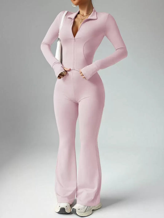 Dewbera – Ensemble de sport à manches longues et pantalon évasé, conçu pour le confort et la liberté de mouvement.