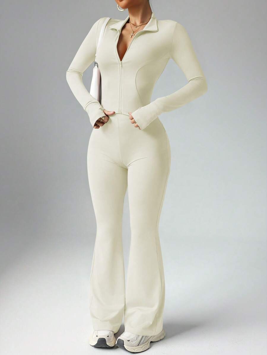 Dewbera – Ensemble de sport à manches longues et pantalon évasé, conçu pour le confort et la liberté de mouvement.