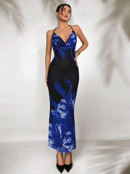 Aloruh – Robe moulante à fleurs avec décolleté plongeant et dos nu