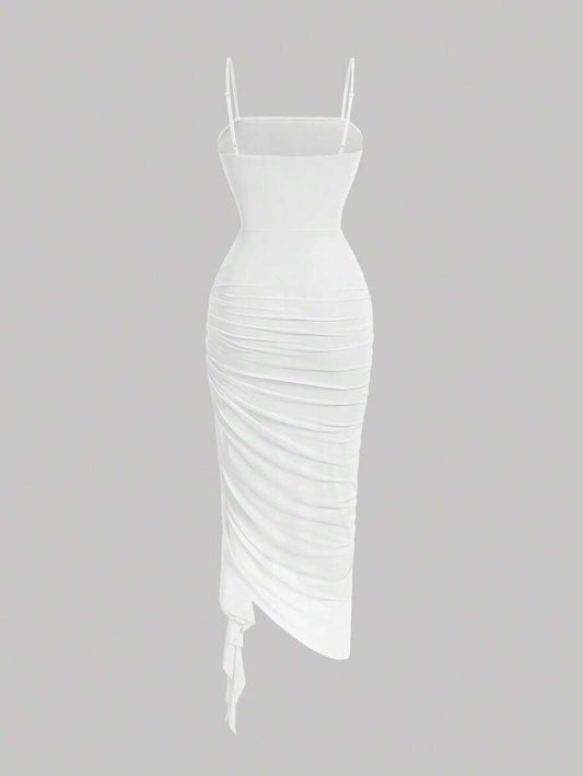 SHEIN MOD – Robe cami asymétrique à volants et bretelles fines