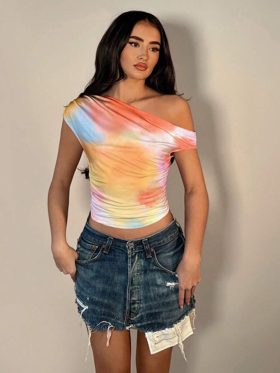 SHEIN BAE – Top asymétrique à épaules obliques et effet tie dye pour la plage