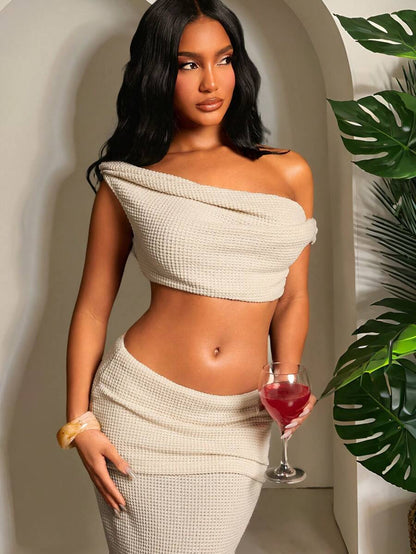 SHEIN SXY – Ensemble en crochet avec top asymétrique et jupe évasée