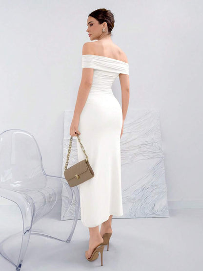 Aloruh – Robe tricotée épaules dénudées et coupe ajustée