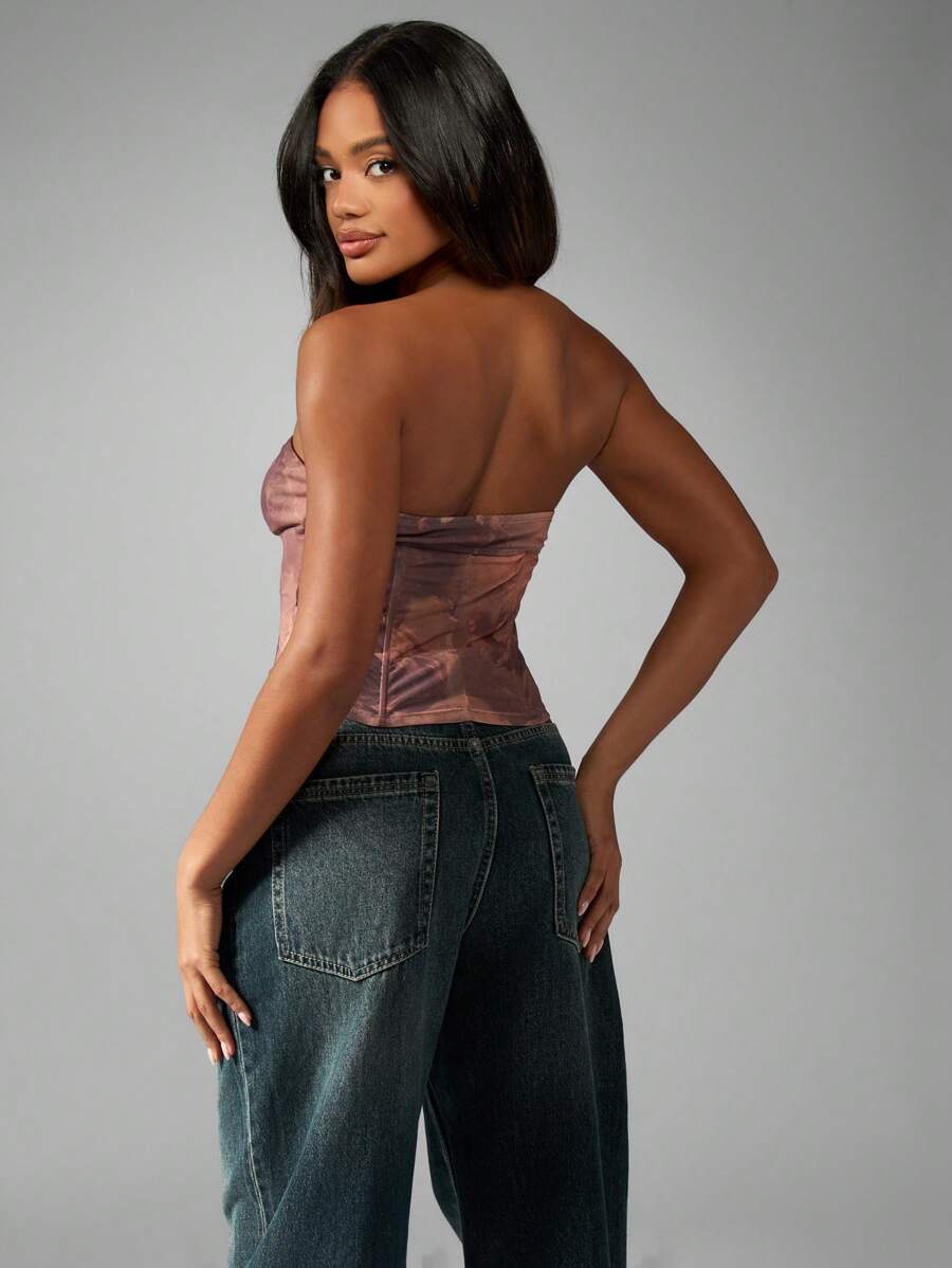 MISSGUIDED – Top bandeau corset en satin ajusté sans manches