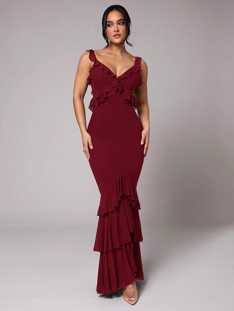 Bachina – Robe à volants avec ourlet sirène et coupe ajustée
