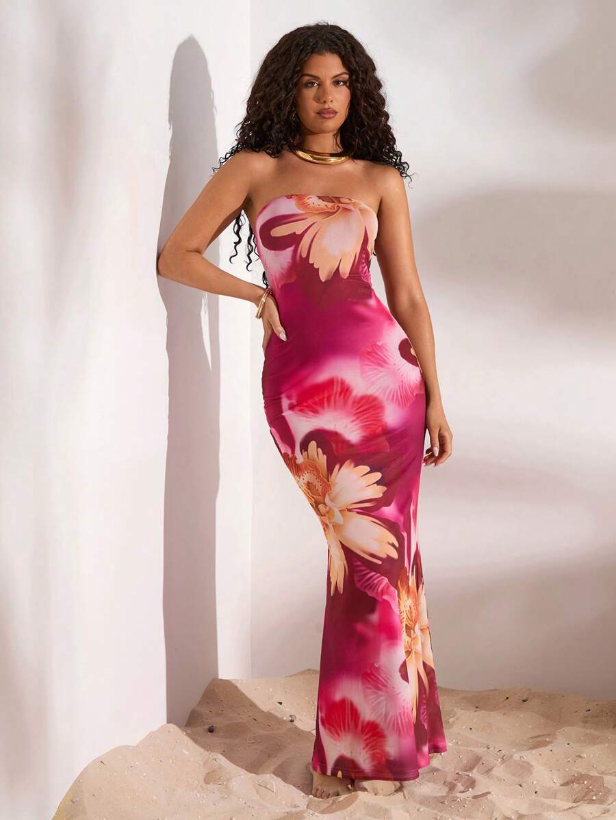Opulessa – Robe moulante sans manches à imprimé floral et coupe ajustée