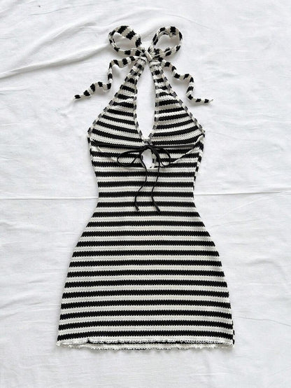 BACHINA – Robe mini sans bretelles à épaules dénudées et dos nu