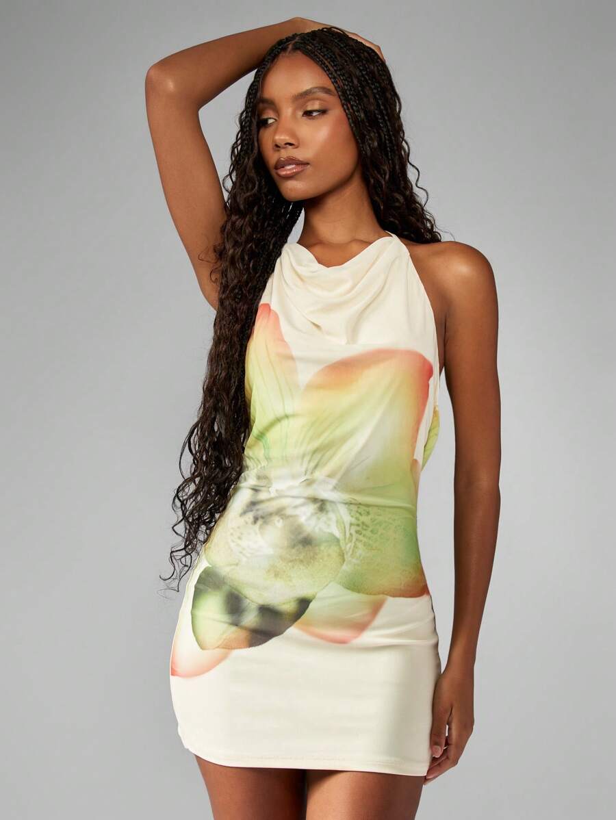 MISSGUIDED – Robe mini à col capuche avec imprimé aquarelle et dos ouvert