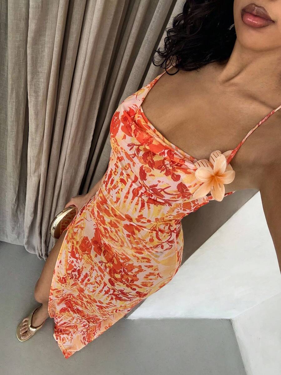 Glamine – Robe longue à bretelles avec dos nu et fente haute