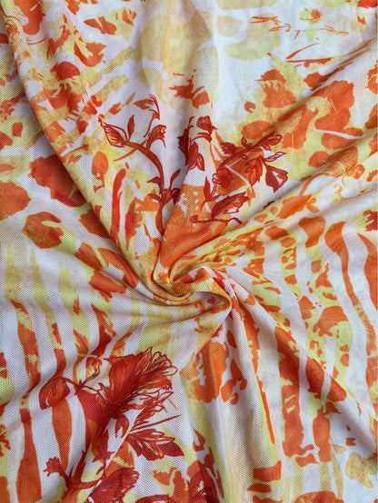 Glamine – Robe longue à bretelles avec dos nu et fente haute