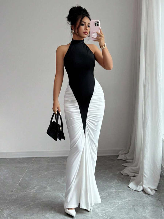 Elenzga – Robe midi ajustée à col ras-du-cou et bas évasé