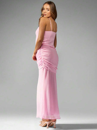 MISSGUIDED – Robe de mariée longue à encolure plongeante et bretelles spaghetti