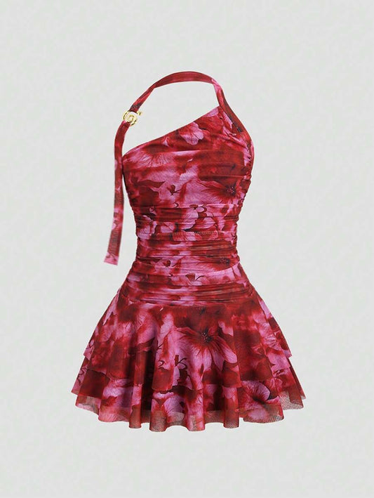 Sweetra – Robe mini évasée avec dos ouvert et décoration métallique à la taille