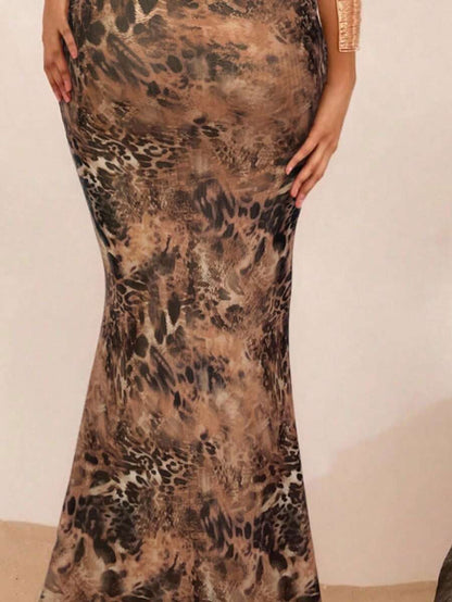 Opulessa – Robe ajustée à col en V et dos nu en maille tricotée