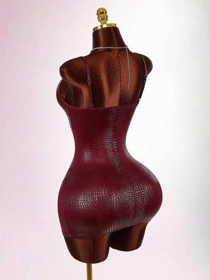 Amplova – Robe mini bustier enduite motif peau de serpent et coupe moulante