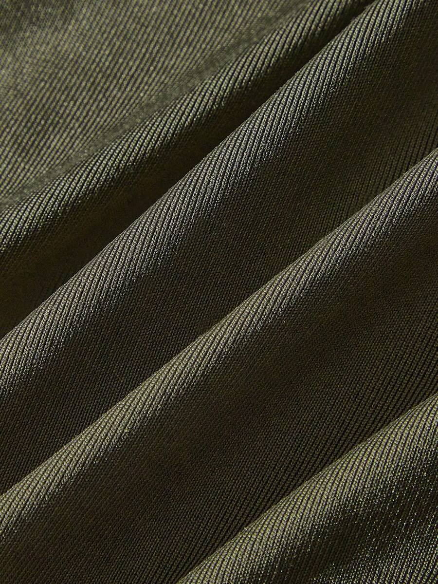 Opulessa – Robe dos nu en tricot à coupe ajustée et bretelles fines