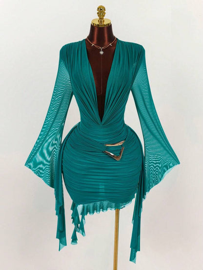 Amplova – Robe mini en maille à manches longues et col volanté