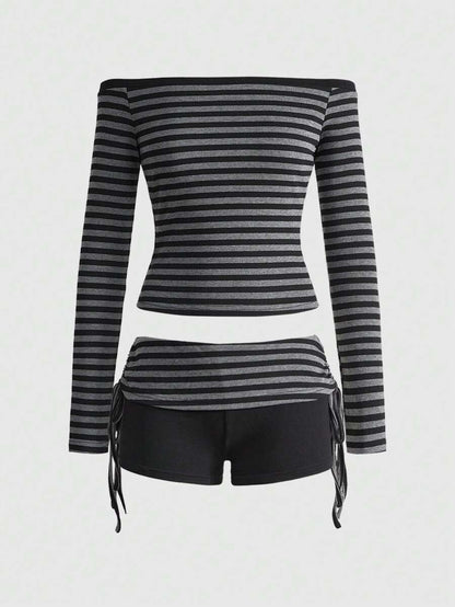 Bachina – Top manches longues à épaules dénudées et culottes (entièrement rayé comme le haut)