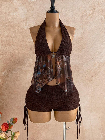 Soleia – Ensemble top ajusté dos nu et shorts taille basse avec cordon de serrage
