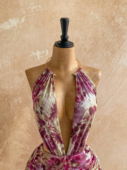 Sixtylia – Robe mini moulante en maille à perles et encolure plongeante