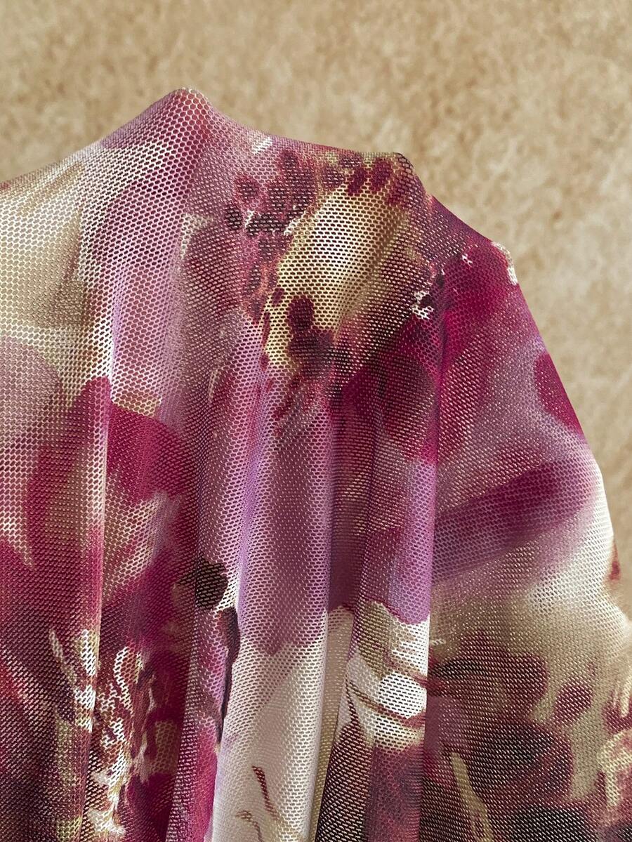 Sixtylia – Robe mini moulante en maille à perles et encolure plongeante