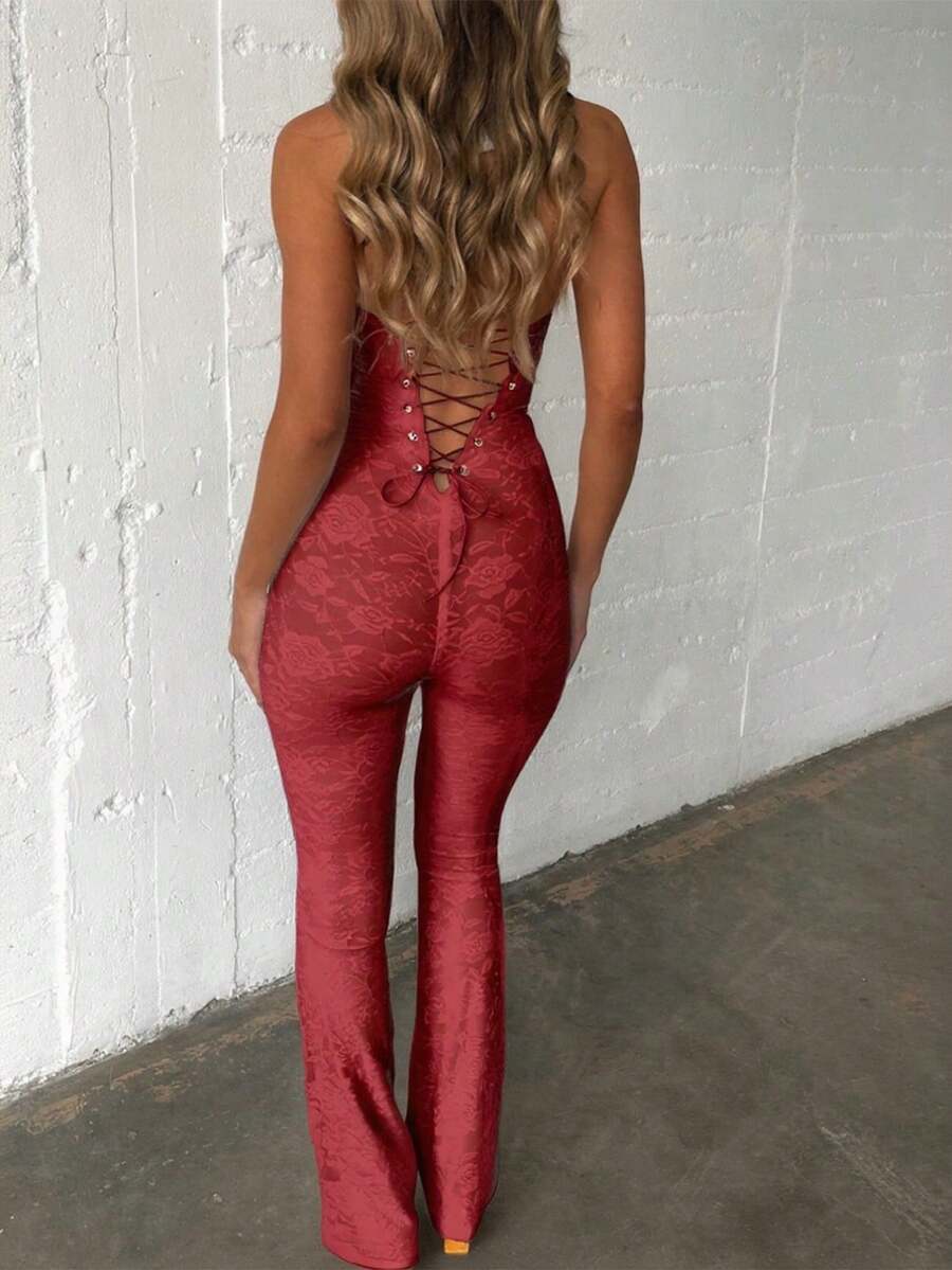 SHEIN MOD – Combinaison en dentelle avec dos nu et jambes évasées