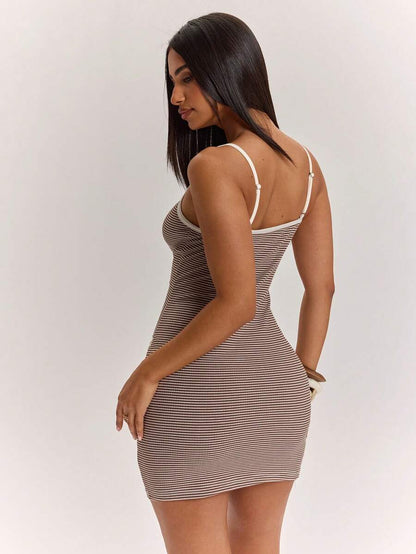 SHEIN BAE – Robe mini en tricot côtelé à fines bretelles et coupe évasée