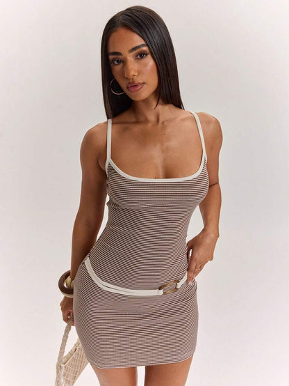 SHEIN BAE – Robe mini en tricot côtelé à fines bretelles et coupe évasée
