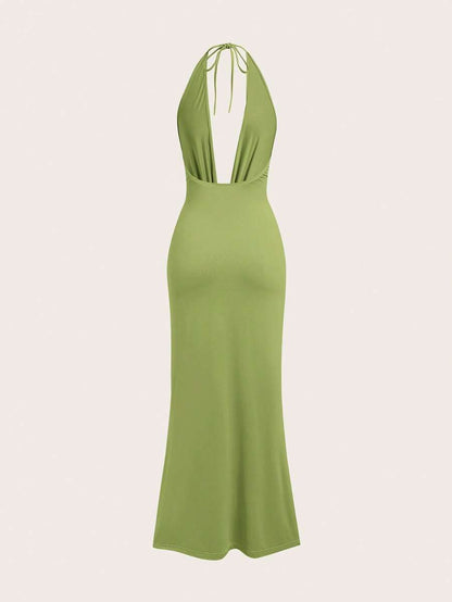 Opulessa – Robe dos nu en tricot à coupe ajustée et bretelles fines