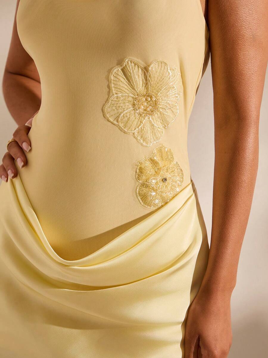 Opulessa – Robe mini dos nu à col licou, broderie florale