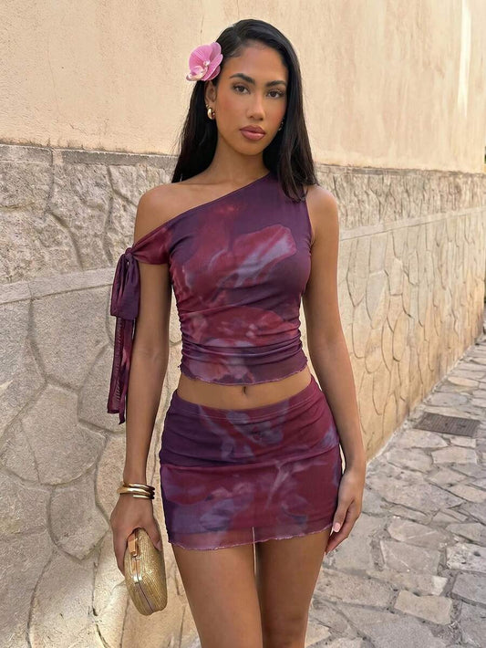 SHEIN – Ensemble swim 2 pièces à épaule asymétrique et jupe mini froncée